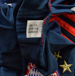 2013-14 BAYERN MUNCHEN SHIRT M