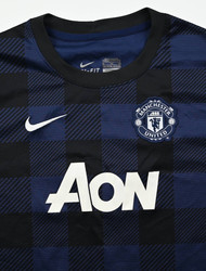 2013-14 MANCHESTER UNITED KOSZULKA XL. BOYS 
