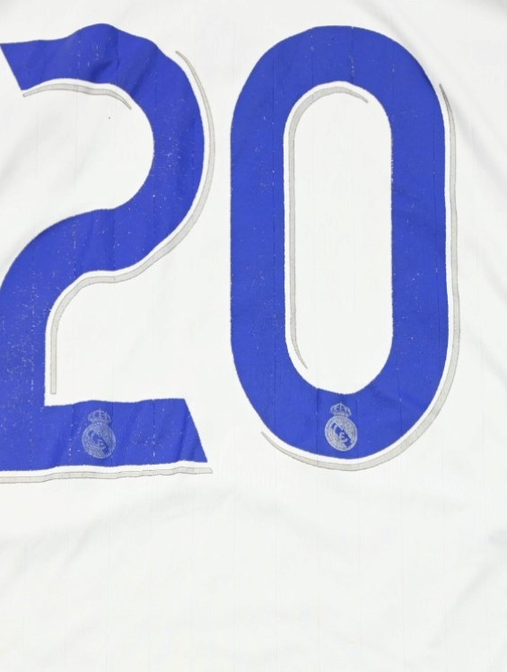 2006-07 REAL MADRID SHIRT M
