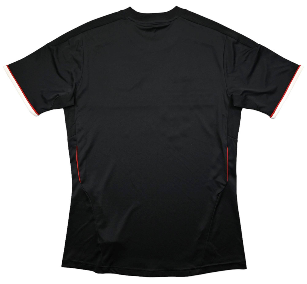 2011-13 BAYERN MUNCHEN KOSZULKA XL. BOYS