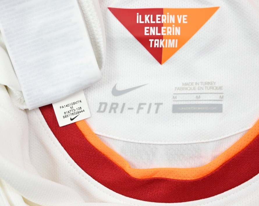 2014-15 GALATASARAY SHIRT M