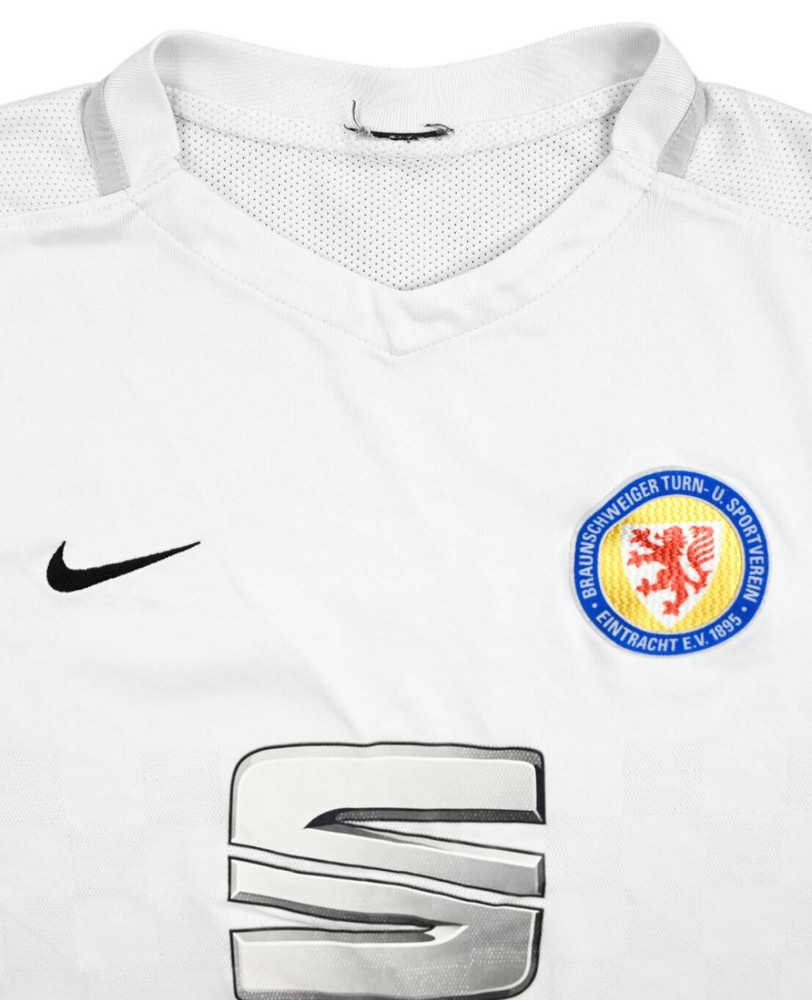 2015-16 EINTRACHT BRAUNSCHWEIG SHIRT XL. BOYS