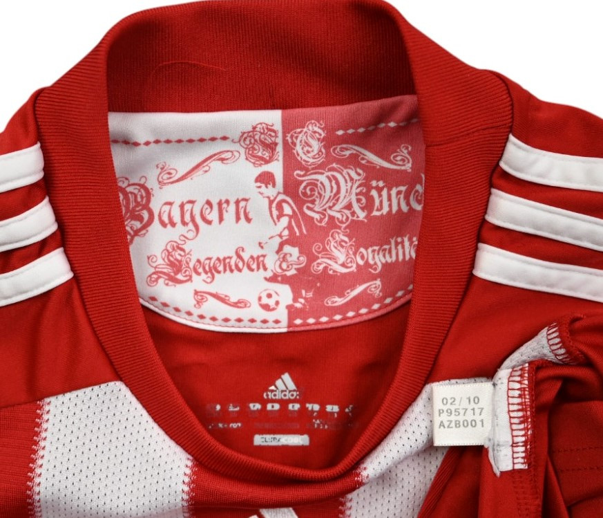 2010-11 BAYERN MUNCHEN *OLIĆ* SHIRT XL. BOYS 