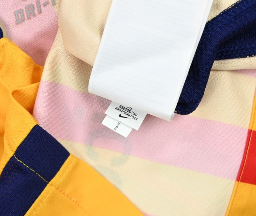 2015-16 BARCELONA *MESSI* SHIRT XS. BOYS