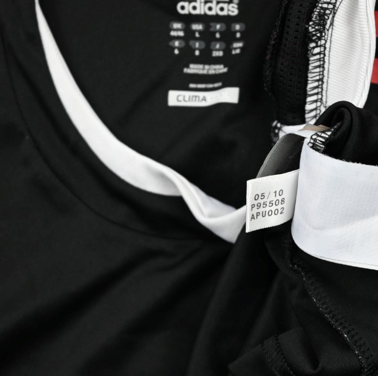 2010-11 LIVERPOOL SHIRT L