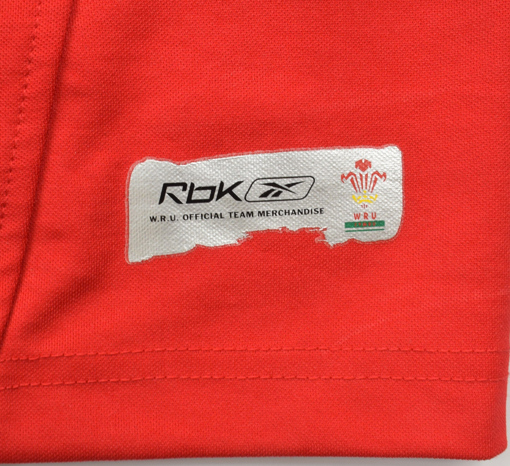 WALES RUGBY REEBOK LONGSLEEVE SHIRT L