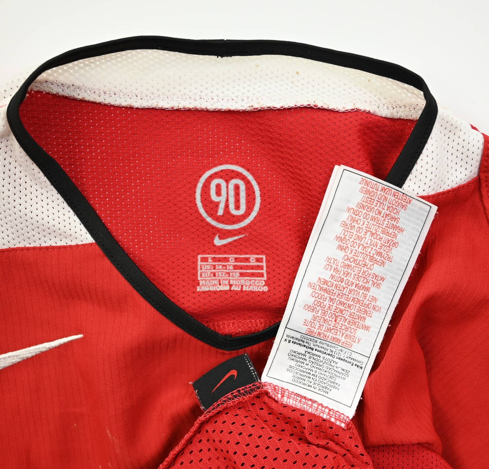 2004-06 MANCHESTER UNITED SHIRT L. BOYS