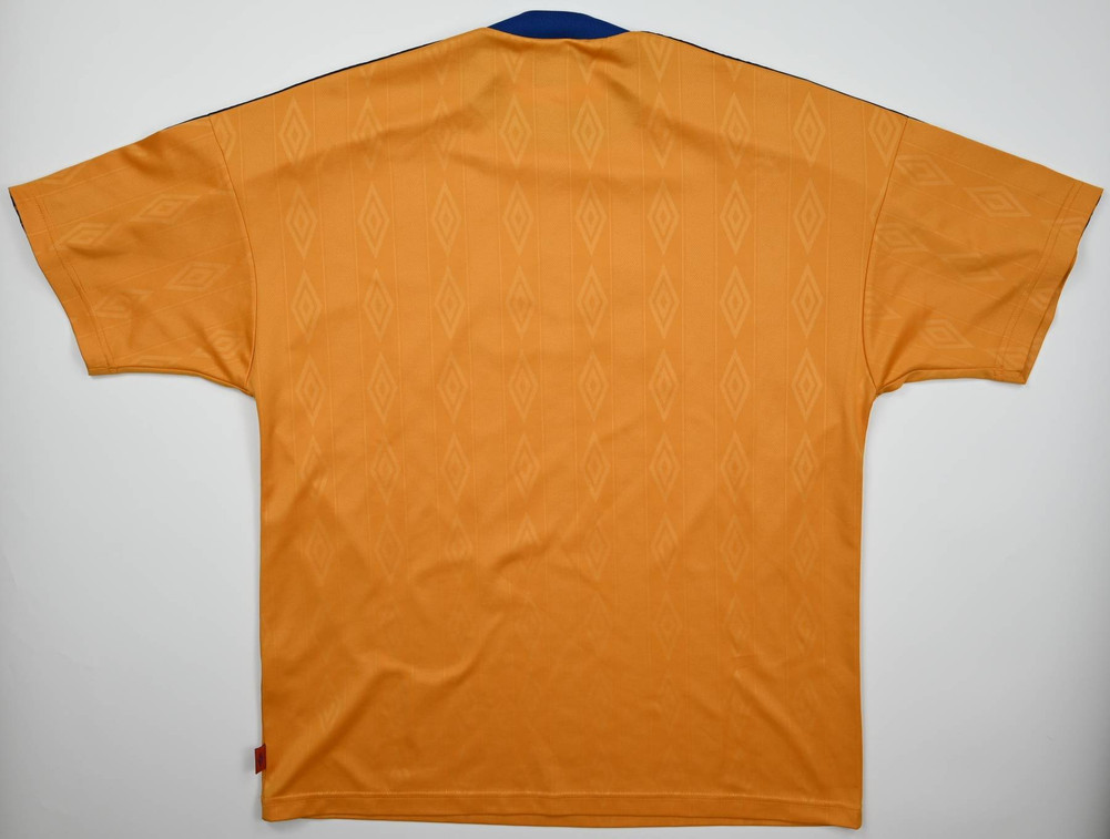 UMBRO OLDSCHOOL SHIRT L