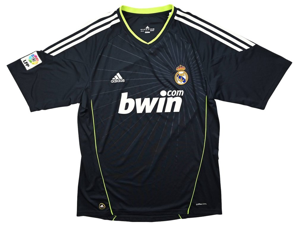 2010-11 REAL MADRID SHIRT XL