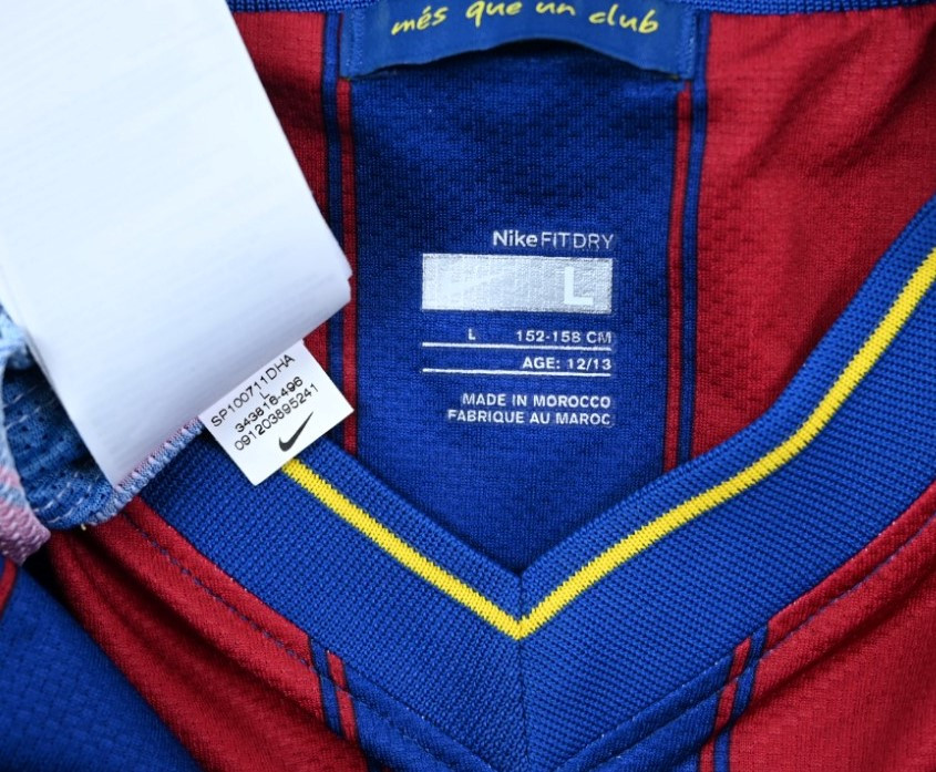 2009-10 BARCELONA SHIRT L. BOYS