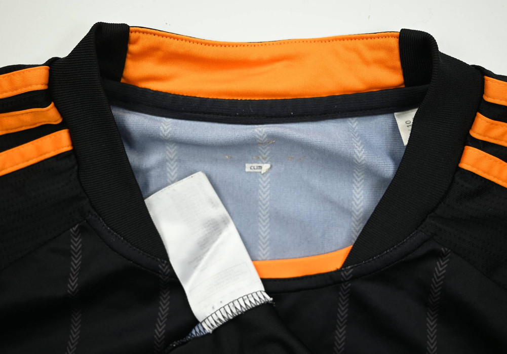 2010-11 CHELSEA LONDON *TERRY* SHIRT S