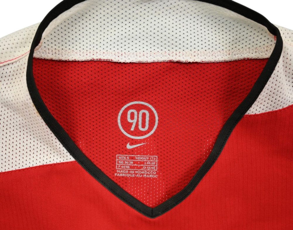 2004-06 MANCHESTER UNITED *RONALDO* SHIRT