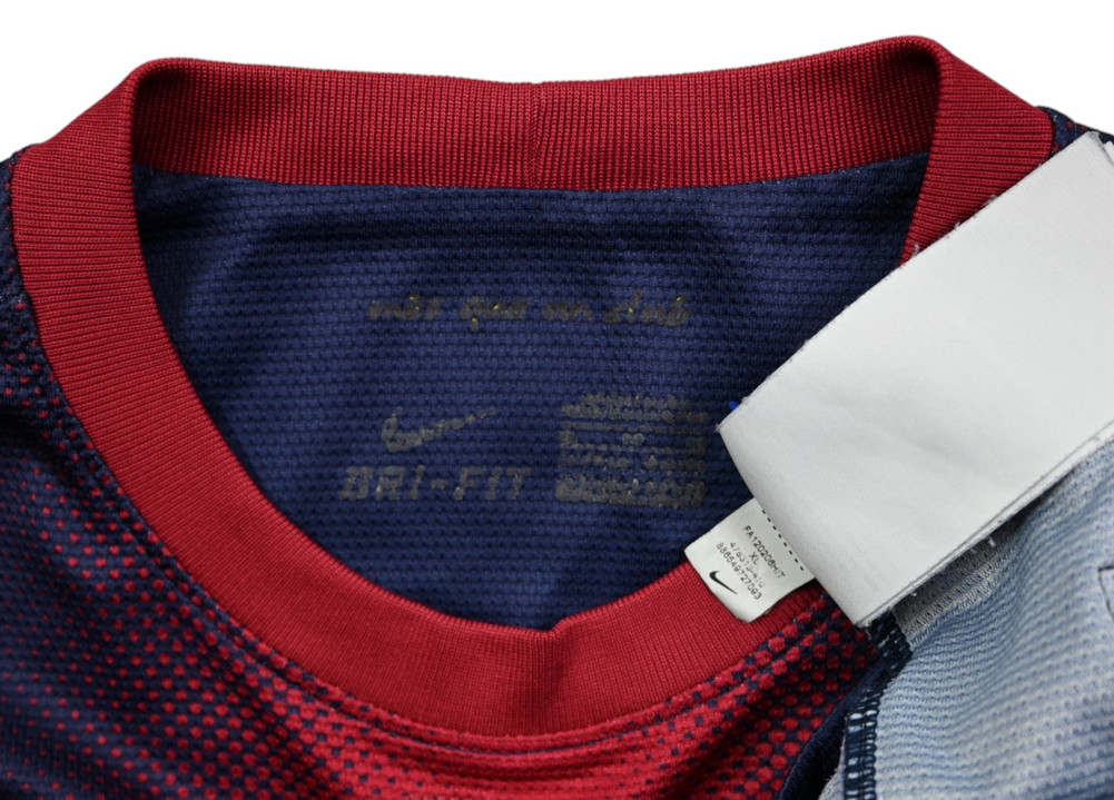2012-13 BARCELONA *MESSI* SHIRT XL. BOYS
