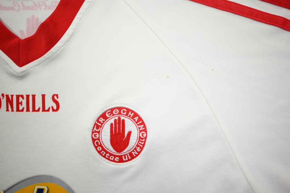 TYRONE GAA GAELIC SHIRT L