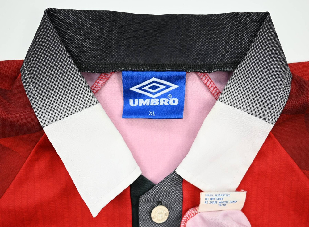 1996-98 MANCHESTER UNITED *CANTONA* SHIRT XL