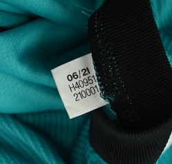 2021-22 REAL MADRID SHIRT XL