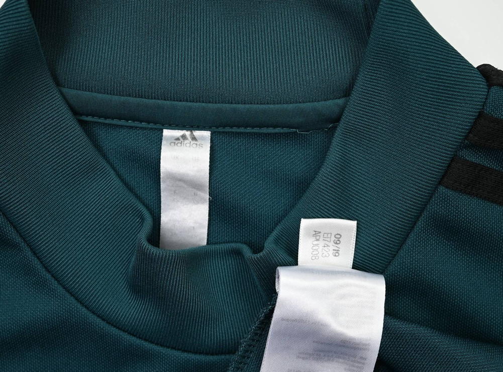 2019-20 JUVENTUS LONGSLEEVE XS