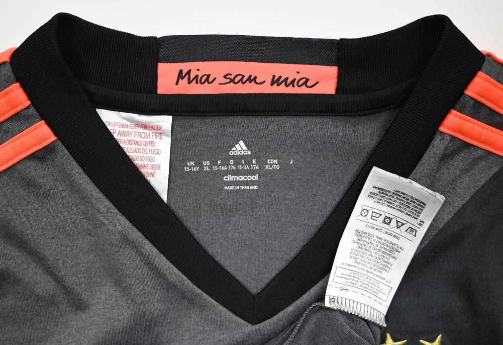 2016-17 BAYERN MUNCHEN *KIMMICH* SHIRT XL. BOYS