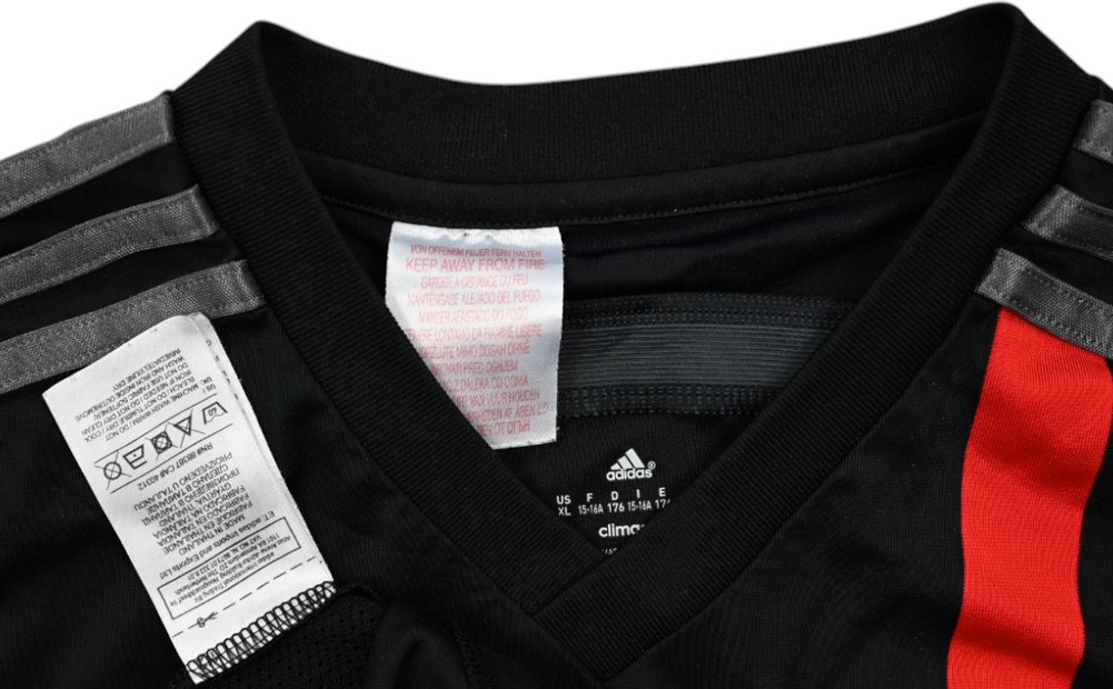 2014-15 BAYERN MUNCHEN SHIRT XL. BOYS