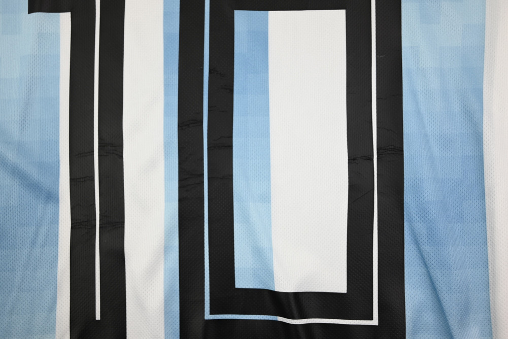 2018-19 ARGENTINA *MESSI* SHIRT XS