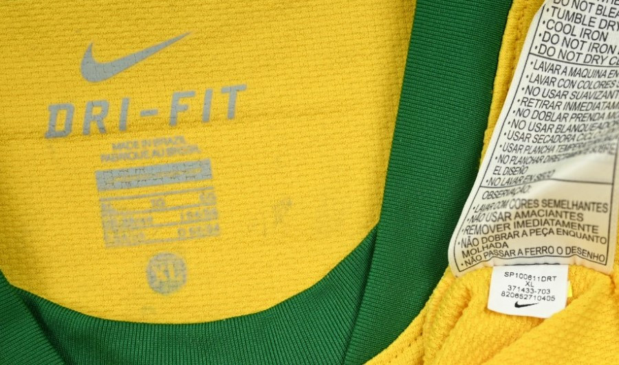 2010-11 BRAZIL *KAKA* KOSZULKA XL