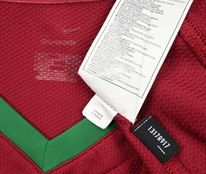 2006-08 PORTUGAL *C. RONALDO* KOSZULKA L