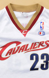 CLEVELAND CAVALIERS *JAMES* NBA SHIRT XL. BOYS 13-14Y