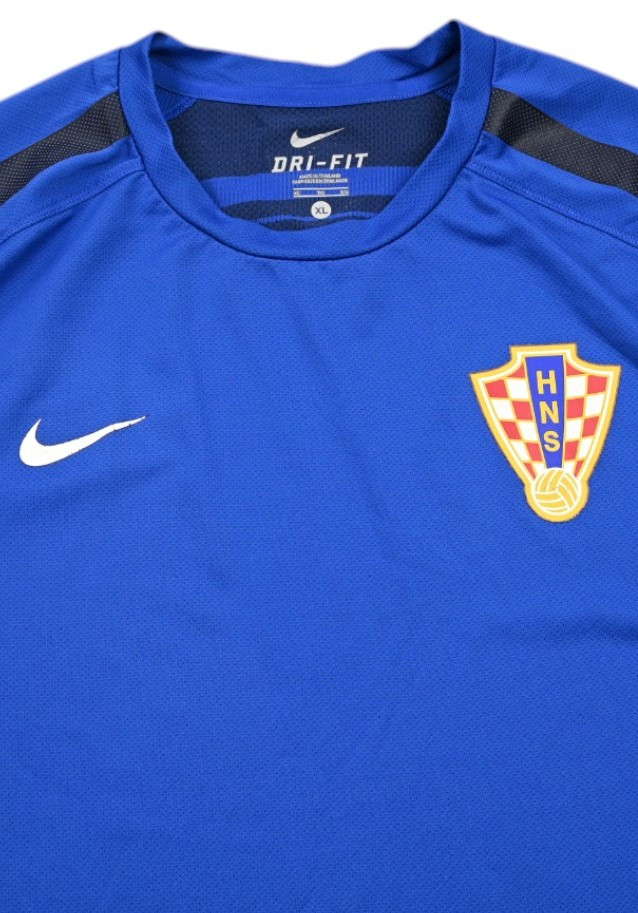 2010-11 CROATIA SHIRT XL