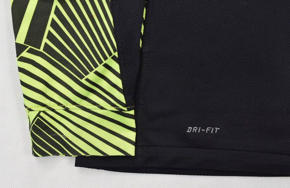 2011-12 MANCHESTER UNITED GK SHIRT XL. BOYS