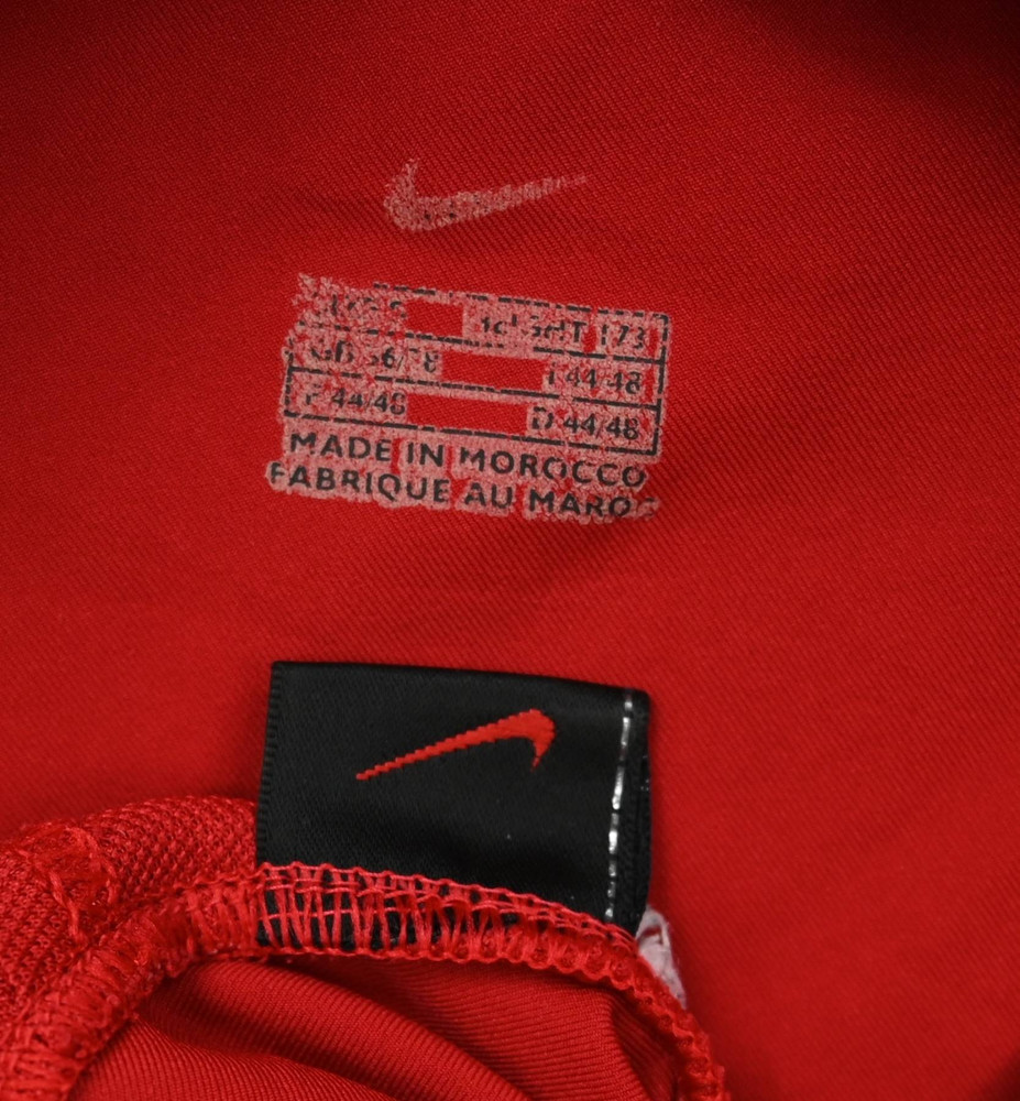 2002-04 MANCHESTER UNITED SHIRT S