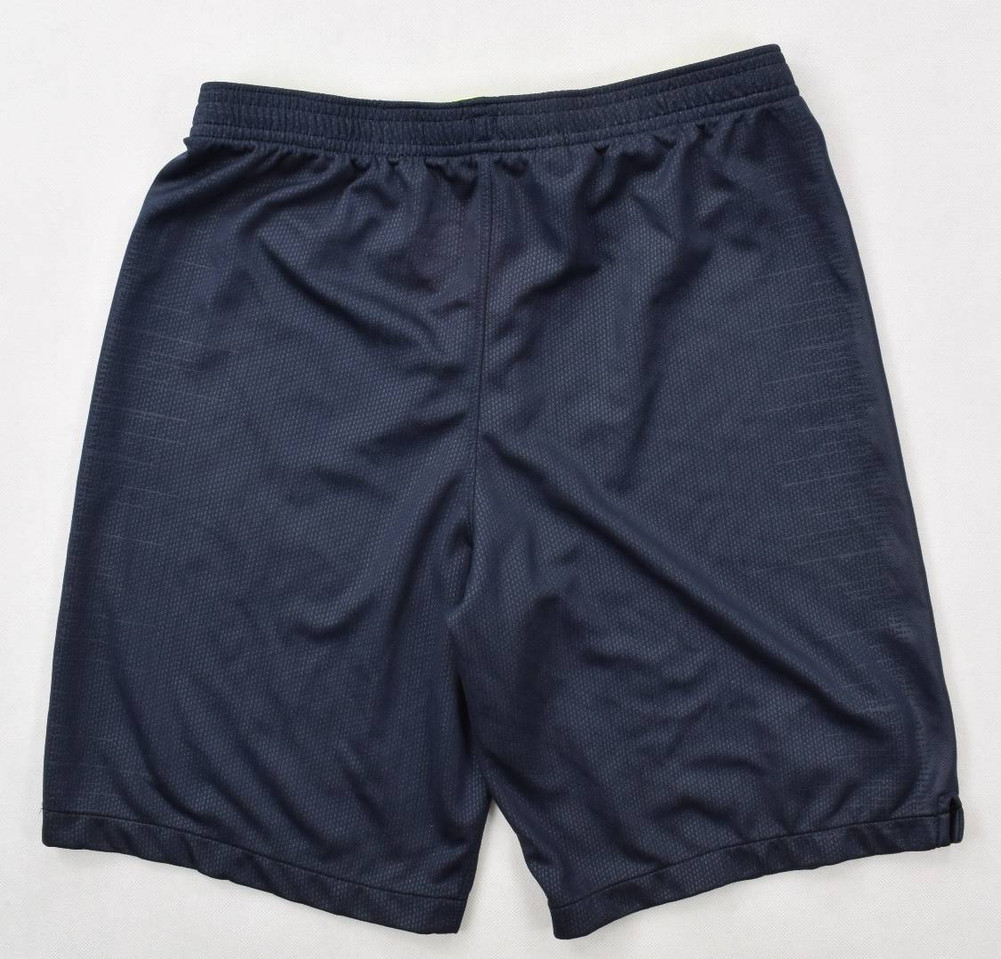 MANCHESTER CITY SHORTS XL. BOYS 