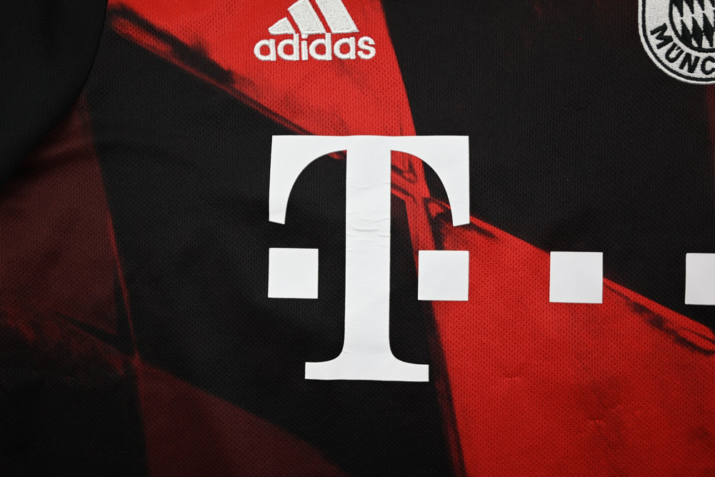 2020-21 BAYERN MUNCHEN *DAVIES* SHIRT L. BOYS