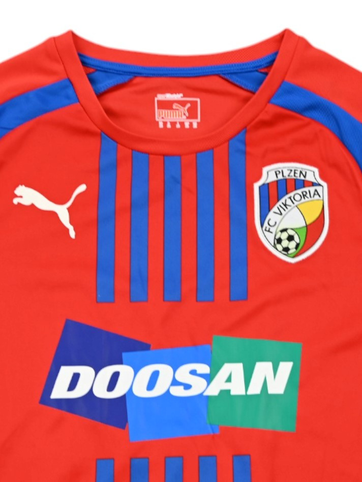 2014-15 VIKTORIA PLZEN SHIRT XS