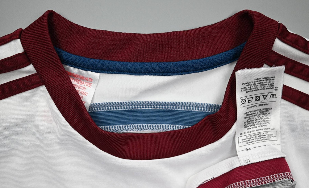 2014-15 BAYERN MUNCHEN SHIRT XL. BOYS