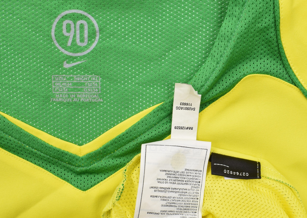 2004-06 BRAZIL SHIRT L
