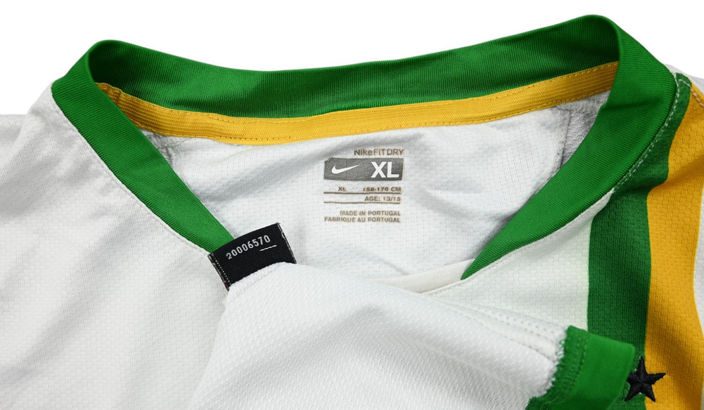 2006-08 CELTIC SHIRT XL. BOYS