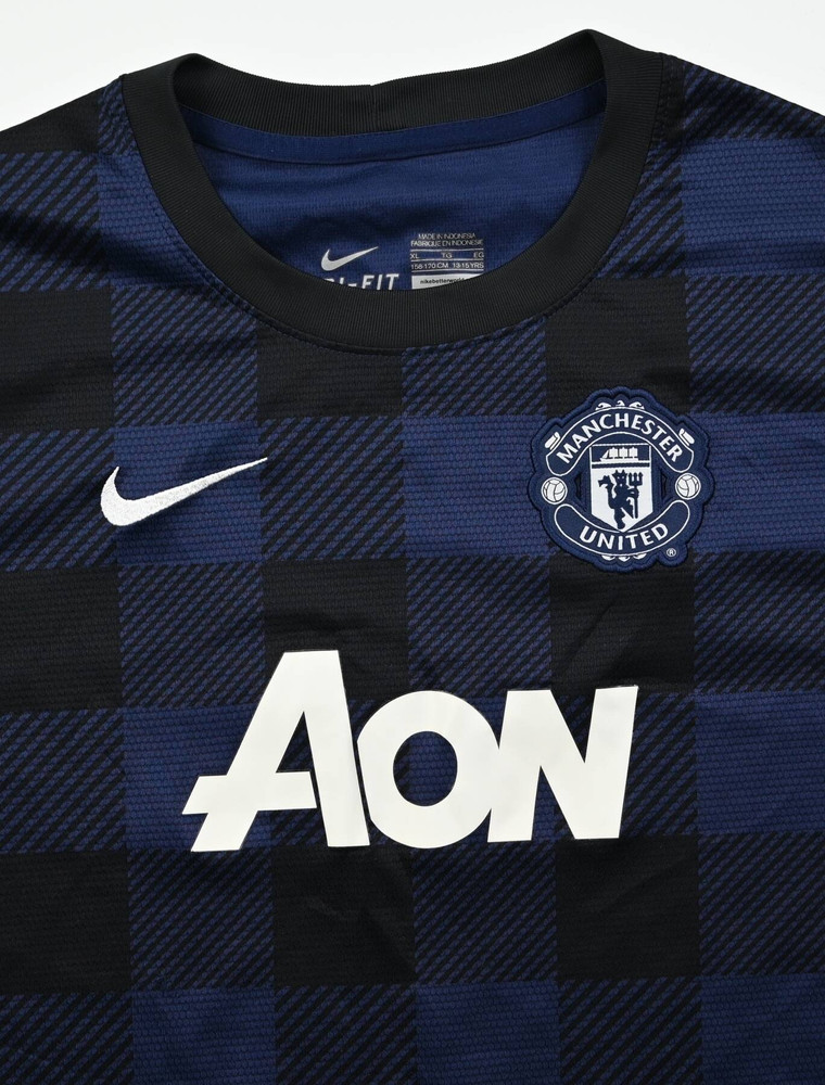 2013-14 MANCHESTER UNITED KOSZULKA XL. BOYS 