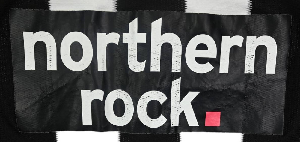 2010-11 NEWCASTLE UNITED SHIRT L