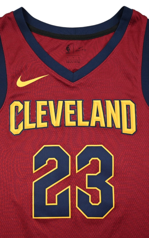 CLEVELAND CAVALIERS *JAMES* NBA SHIRT M