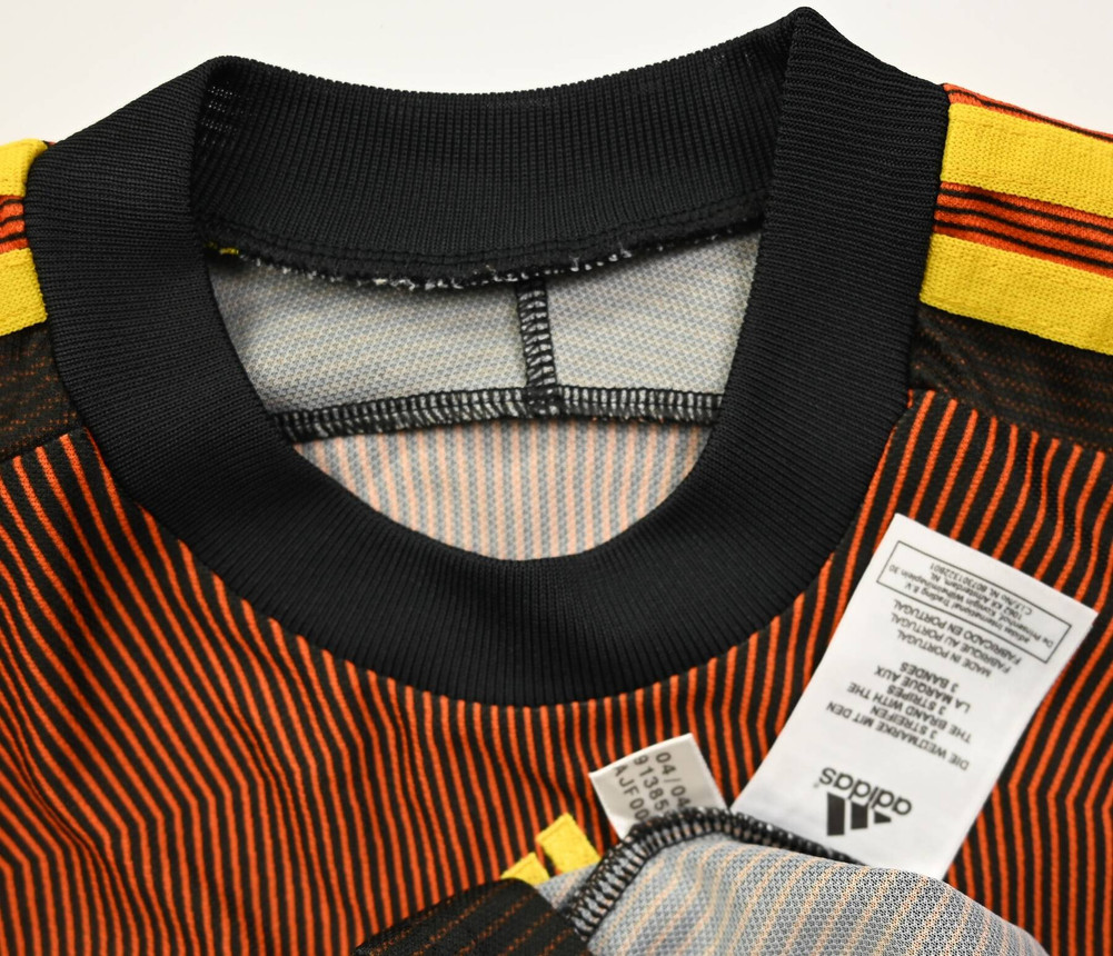 2003-04 REAL MADRID GOALKEEPER SHIRT M. BOYS