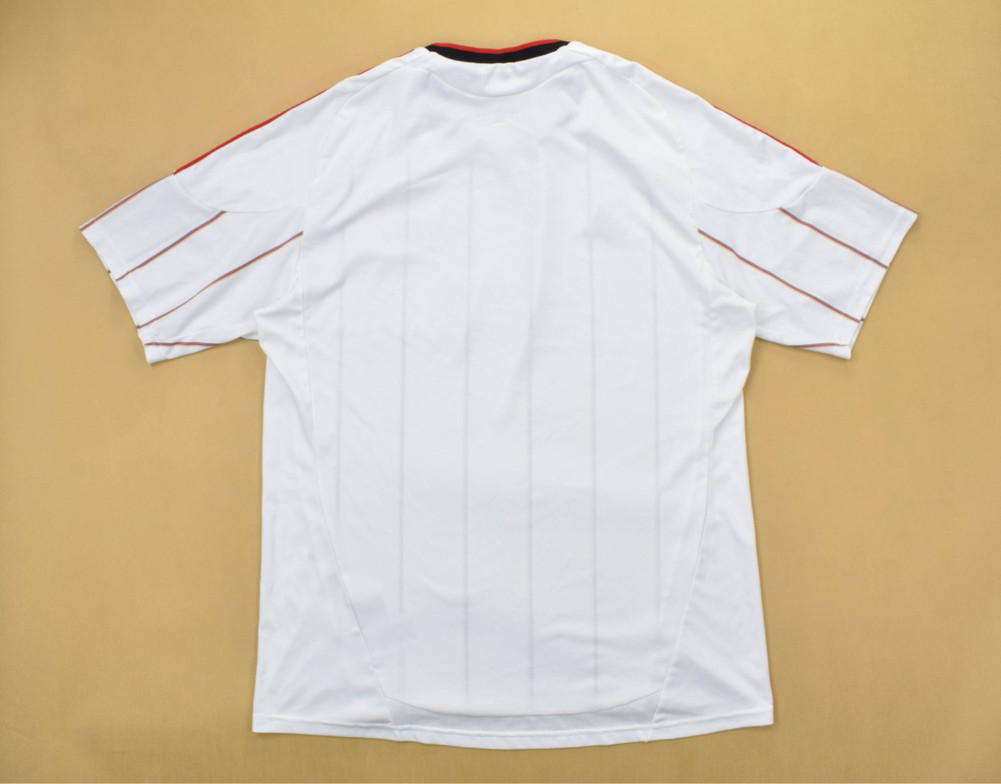 2010-11 LIVERPOOL KOSZULKA XL