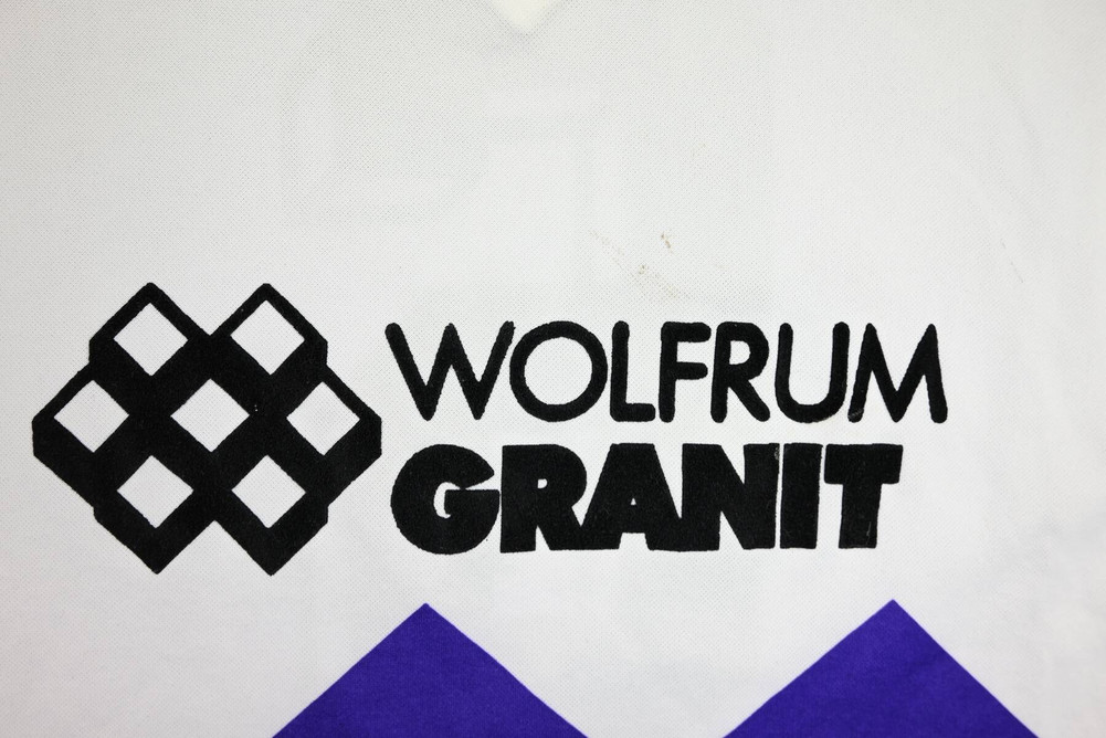 PUMA OLDSCHOOL SHIRT L