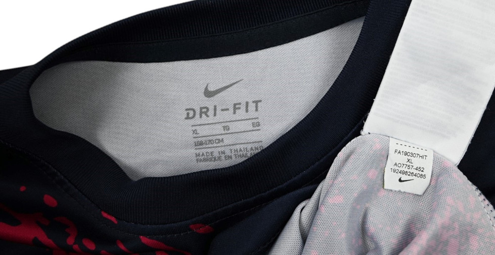 2018-19 BARCELONA SHIRT XL. BOYS 