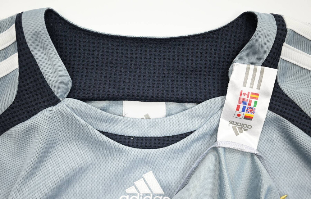 2010-11 BAYERN MUNCHEN LONGSLEEVE XL. BOYS 