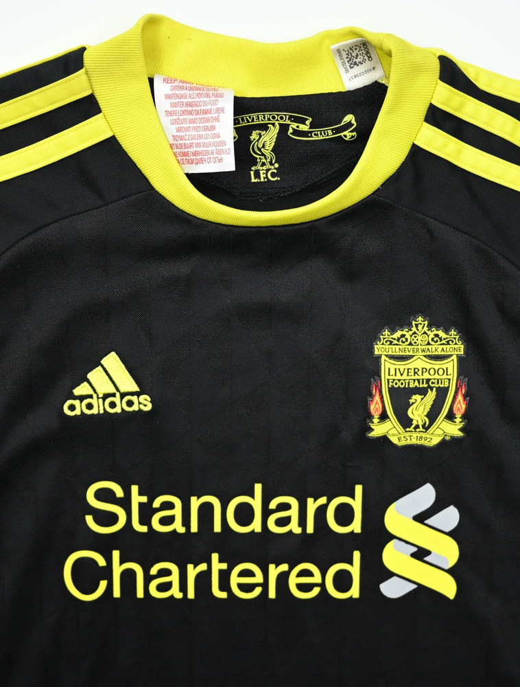 2010-11 LIVERPOOL KOSZULKA XS. BOYS