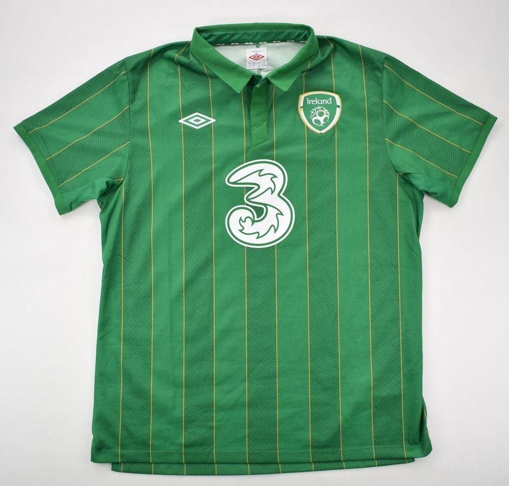 2011-12 IRELAND SHIRT 44