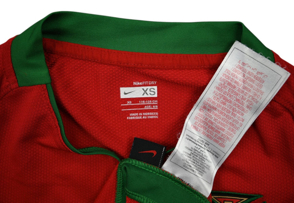 2008-10 PORTUGAL SHIRT XS. BOYS