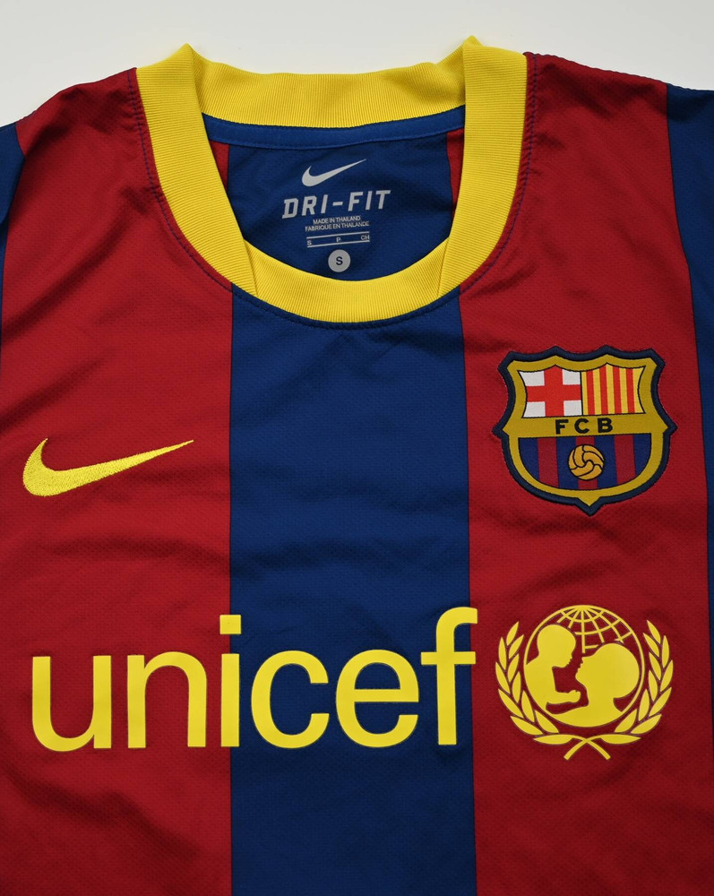 2010-11 FC BARCELONA *DAVID VILLA* SHIRT S