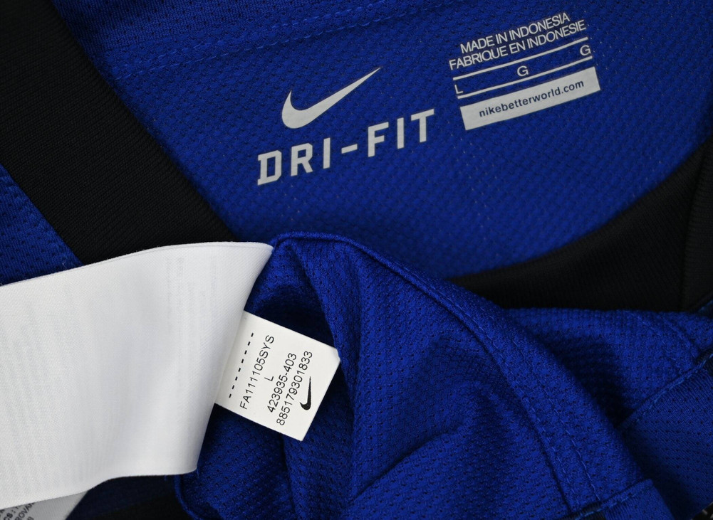 2011-13 MANCHESTER UNITED *CHAMPIONS* SHIRT L