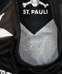 2015-16 ST PAULI SHIRT M